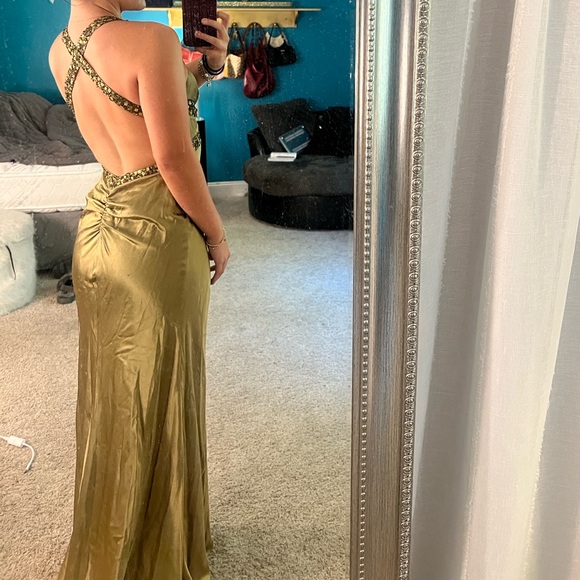 Dave & Johnny Dresses & Skirts - Green Evening Gown